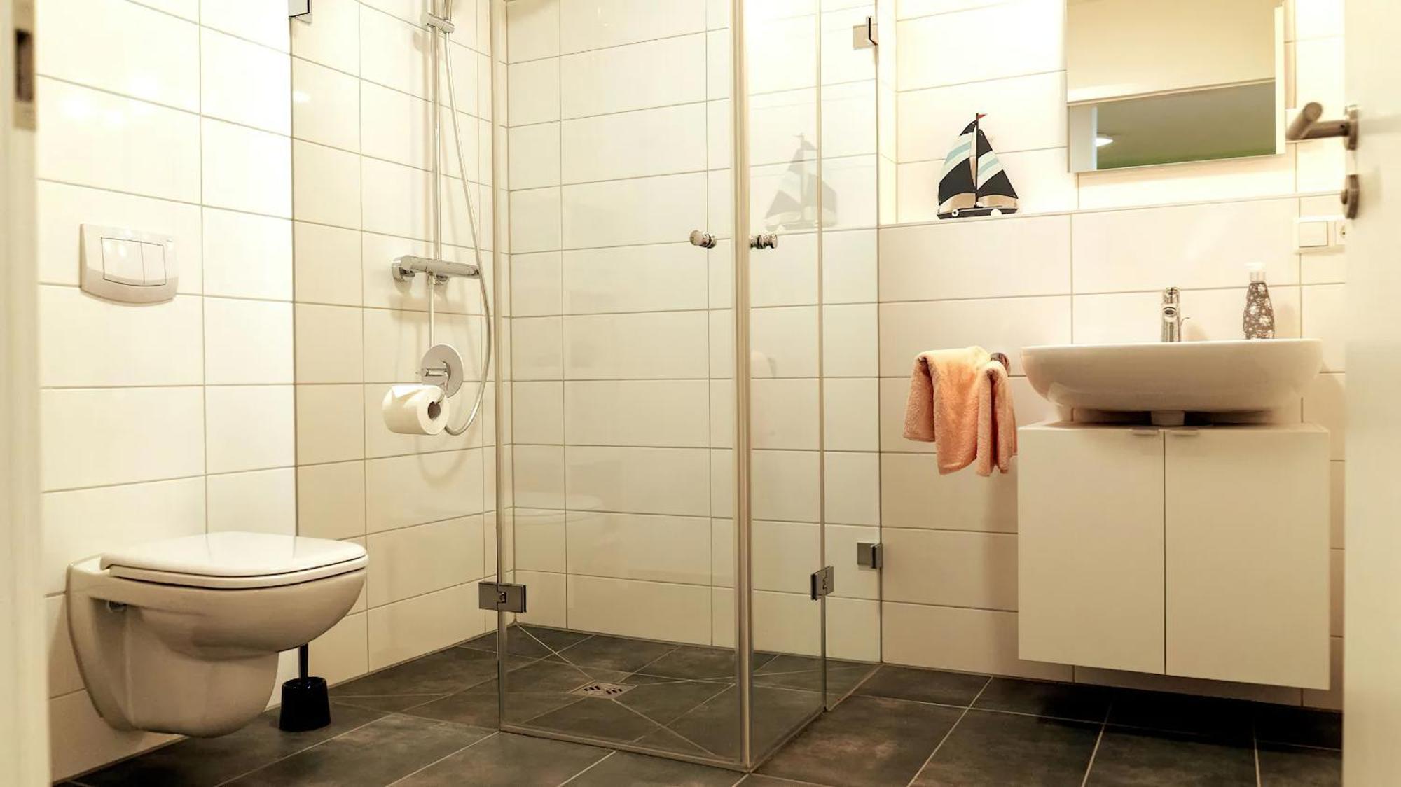 פורצהיים Schoenes 2 Zimmer Apartment Zentral Gelegen מראה חיצוני תמונה