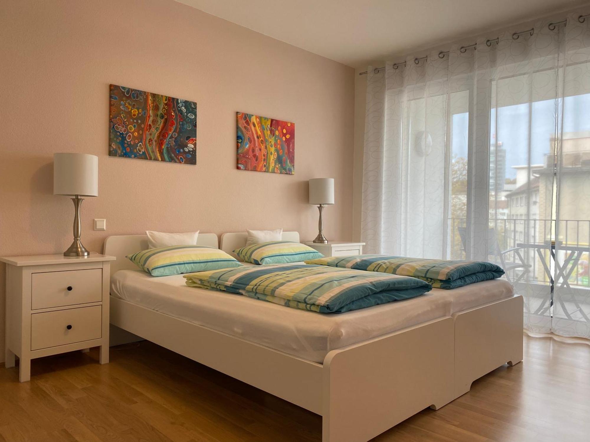 פורצהיים Schoenes 2 Zimmer Apartment Zentral Gelegen מראה חיצוני תמונה